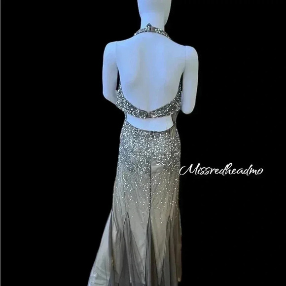 ~Long Sequin Dress~ with Flaws - Size 6 - Picture 3 of 10